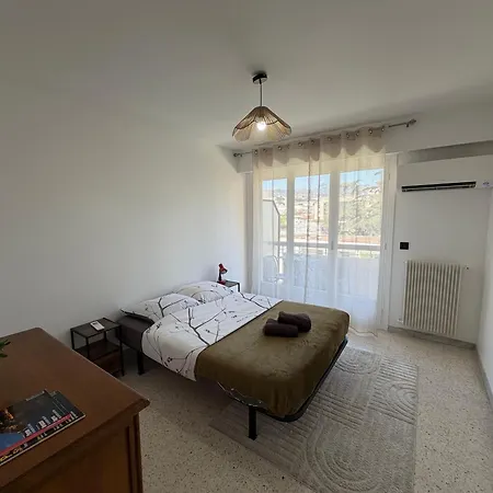 Apartamento Familial T3 Terrasse, Clim & Parking Gratuit Niza
